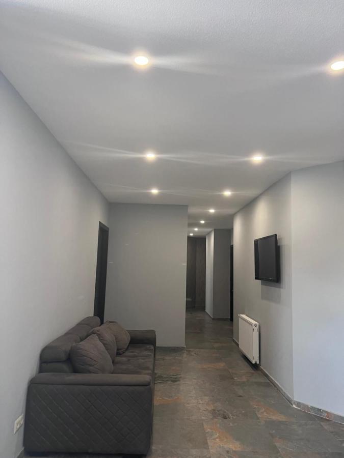 Starhostel Kutaisi Ngoại thất bức ảnh