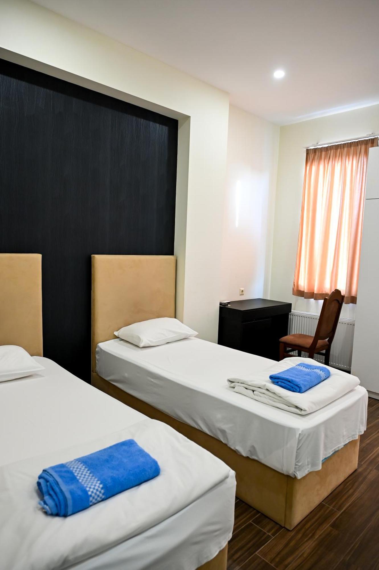 Starhostel Kutaisi Ngoại thất bức ảnh
