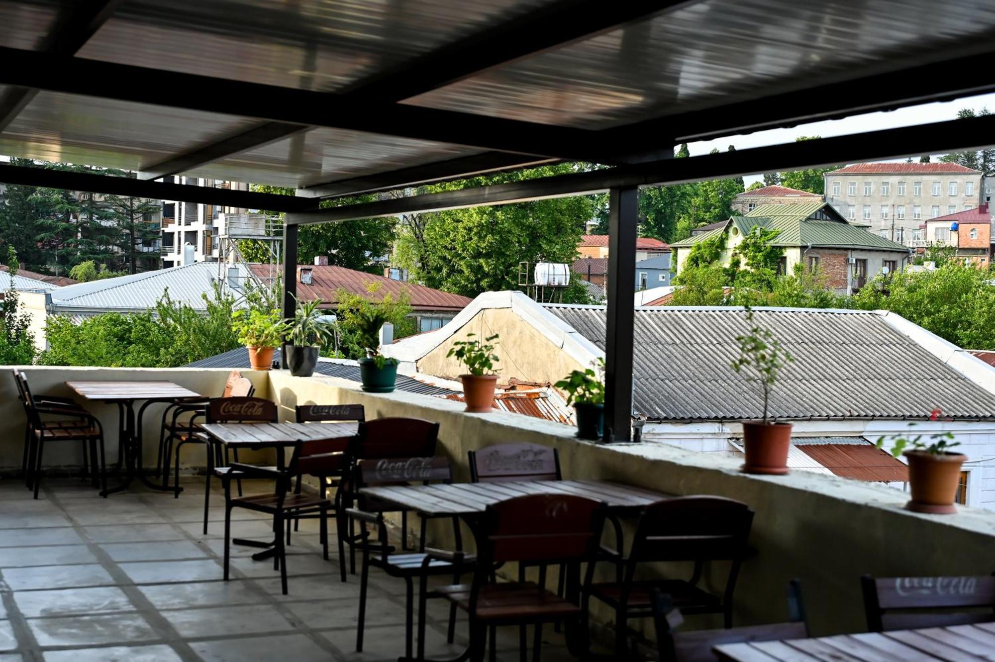 Starhostel Kutaisi Ngoại thất bức ảnh
