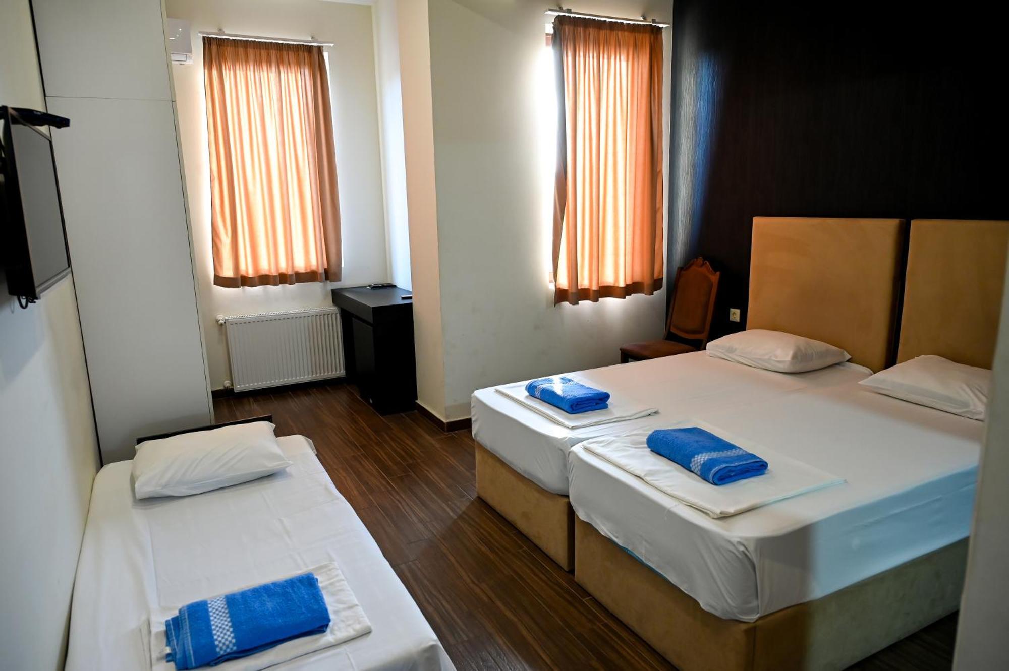 Starhostel Kutaisi Ngoại thất bức ảnh