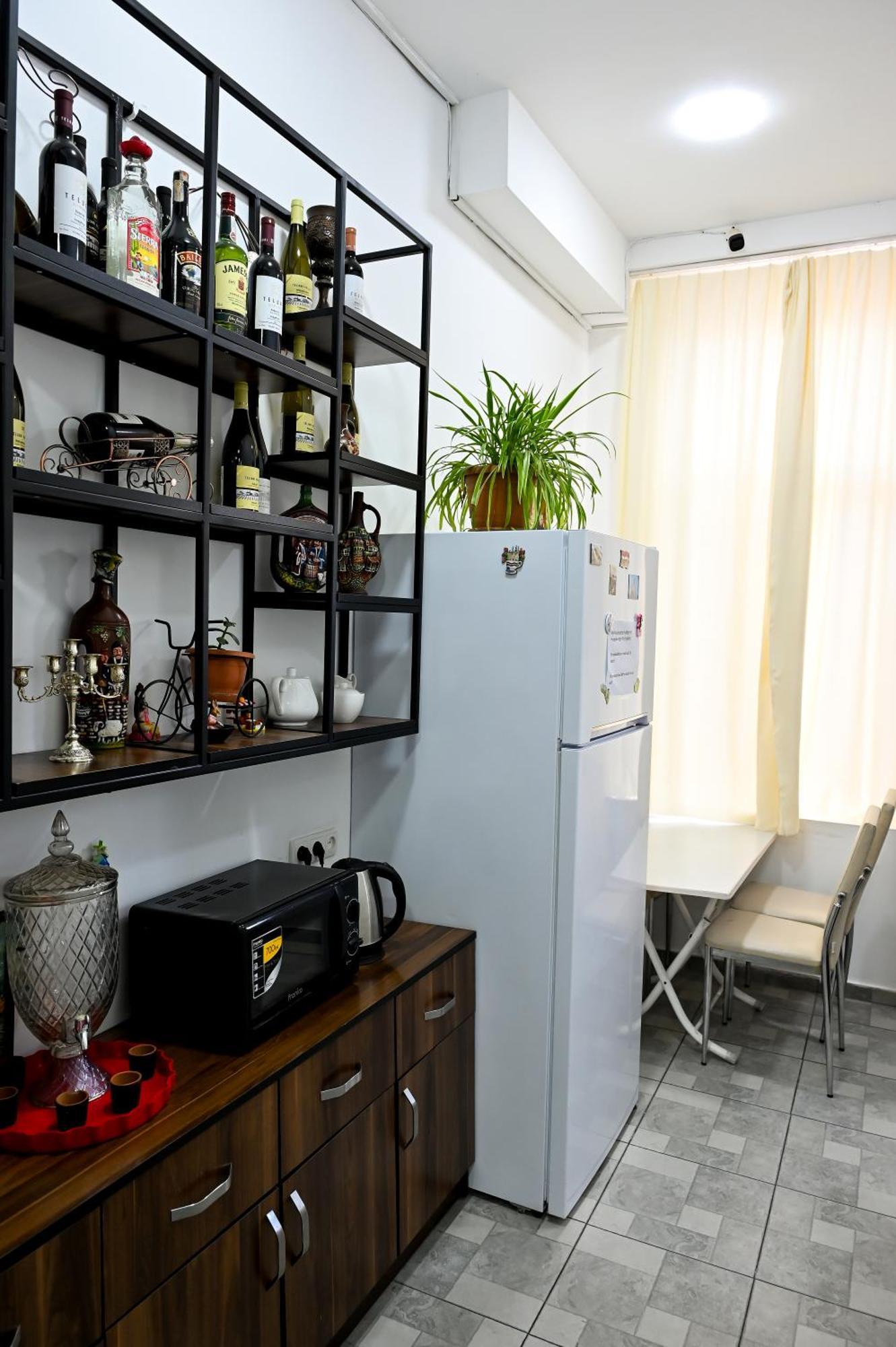 Starhostel Kutaisi Ngoại thất bức ảnh