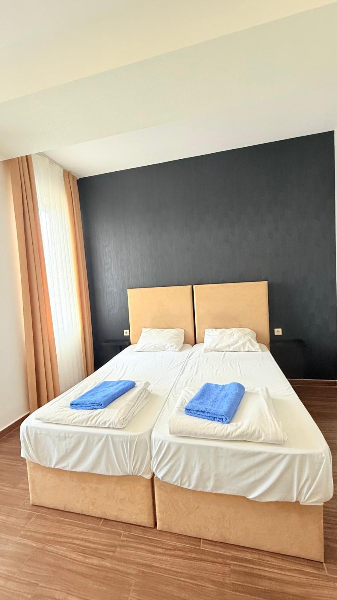 Starhostel Kutaisi Ngoại thất bức ảnh